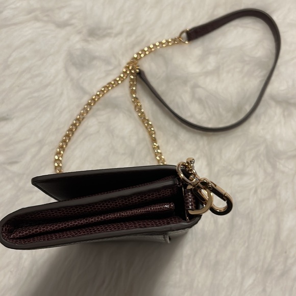 Tory Burch Emerson Embossed Lizard Chain Wallet - Picture 4 of 8